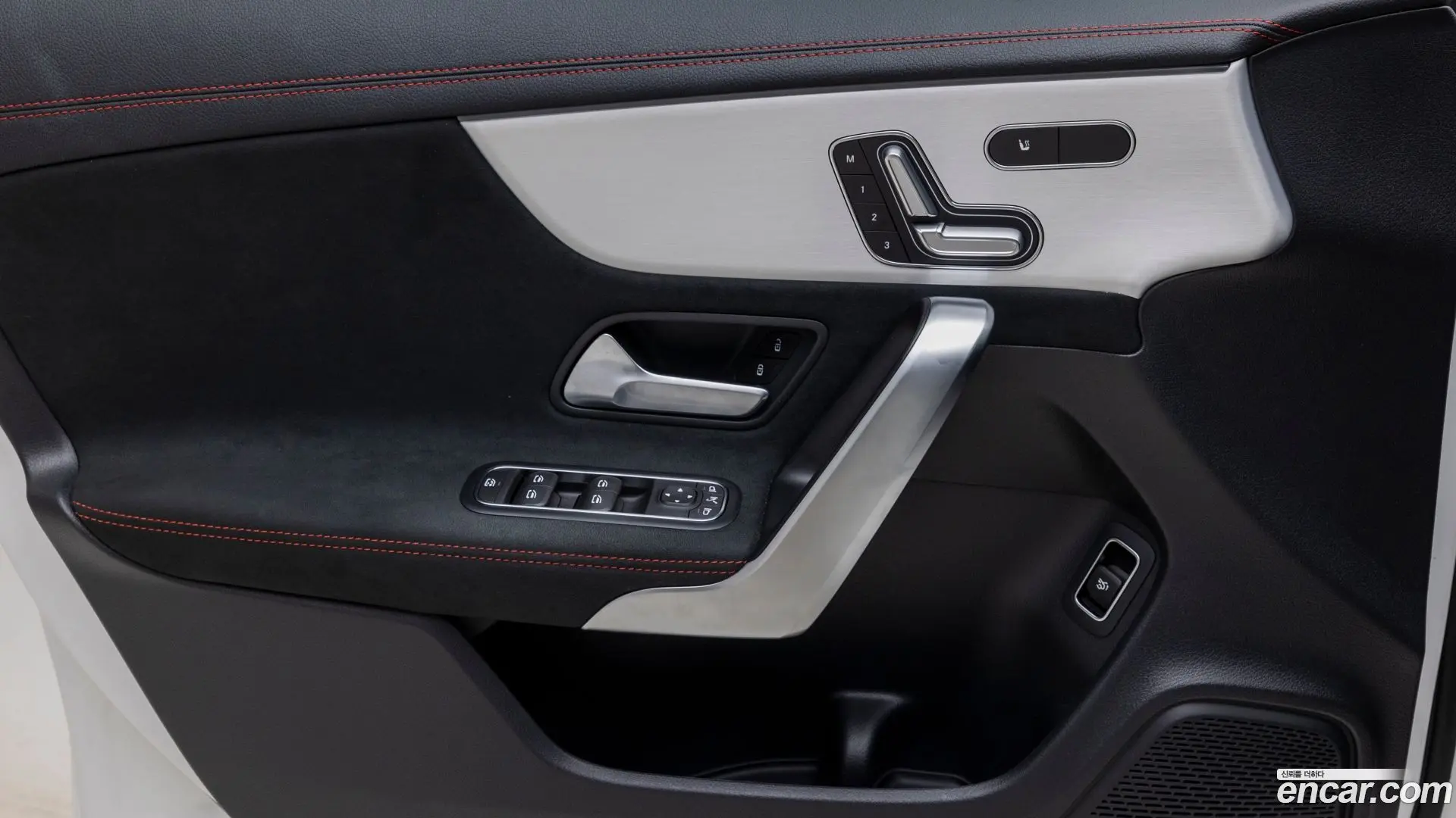 Mercedes-Benz CLA-Class CLA250 4MATIC 2023