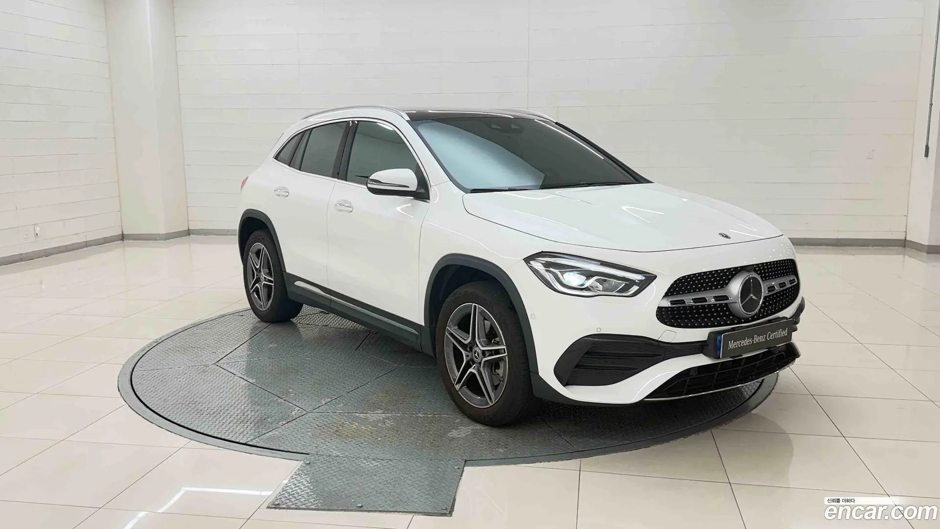 Mercedes-Benz GLA-Class GLA250 4MATIC 2020