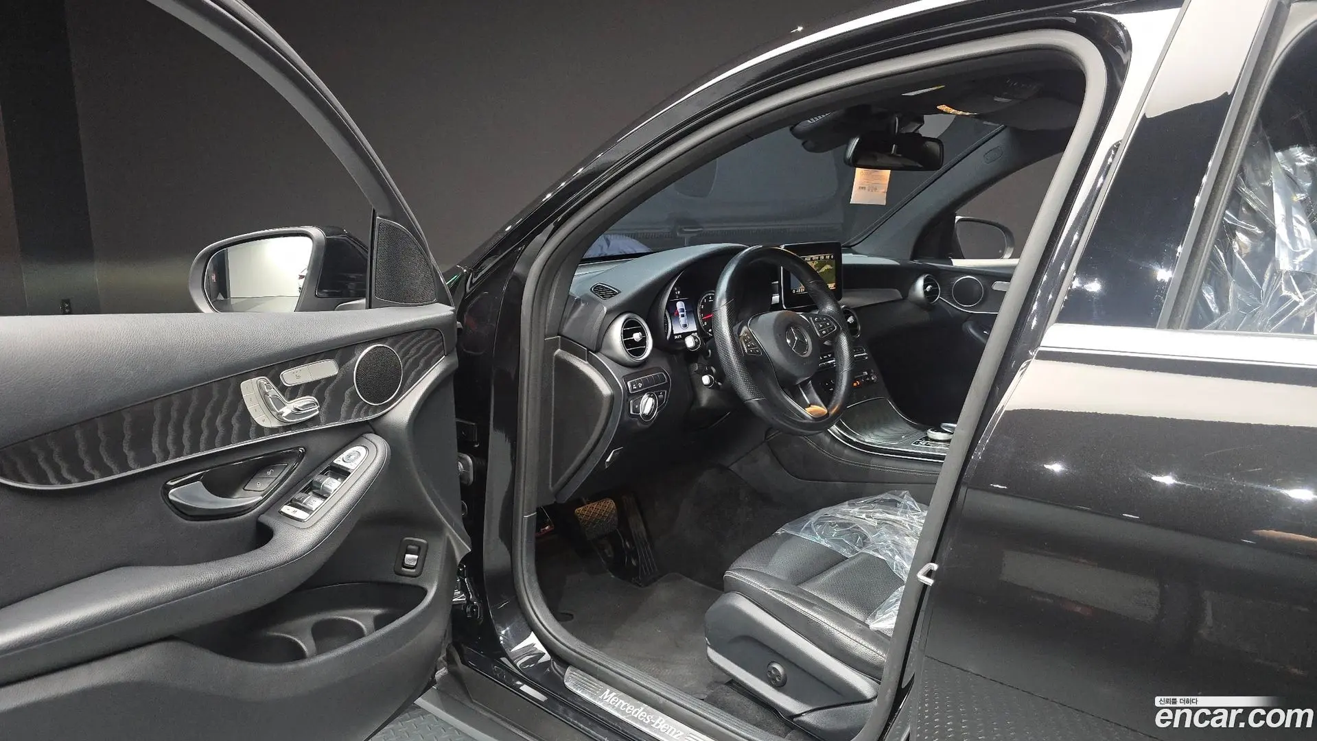 Mercedes-Benz GLC-Class GCL300 4MATIC Coupe