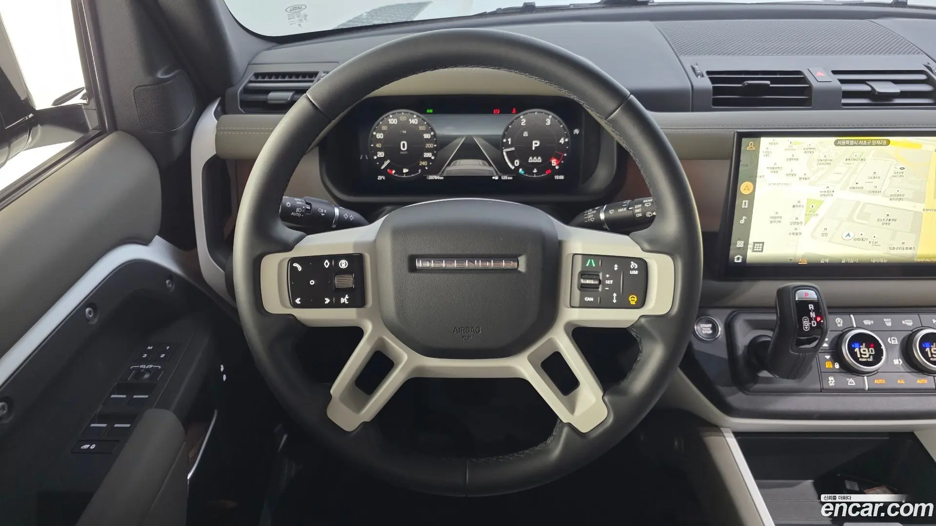 Land Rover Defender 110 D250 X-Dynamic SE
