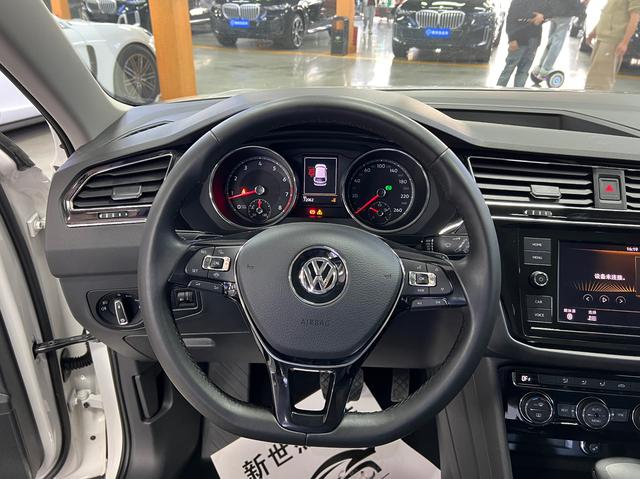 Volkswagen Tiguan L 2019 330TSI Auto 2WD Panoramic Comfort China VI