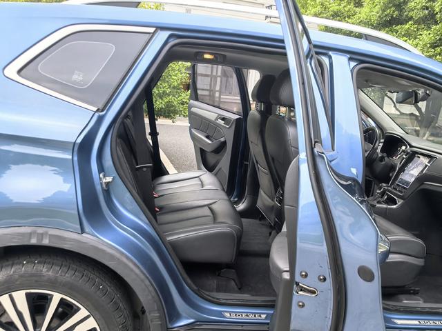 Roewe RX5 2019 20T 2WD Auto 4G Connected Platinum