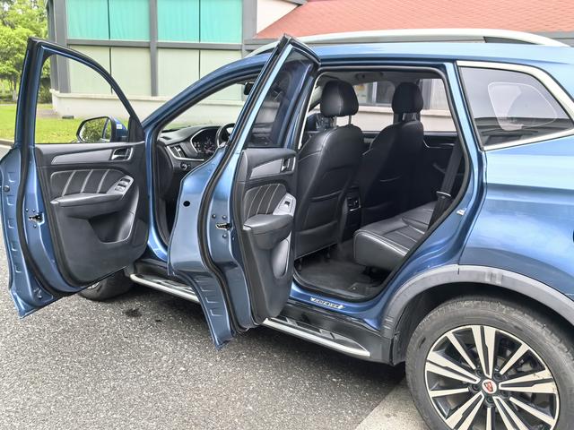 Roewe RX5 2019 20T 2WD Auto 4G Connected Platinum