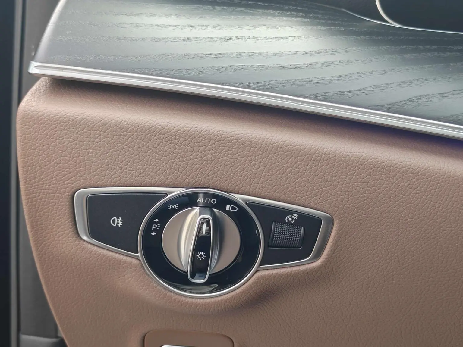 Mercedes-Benz E Class 2019 E 300 L Sport Luxury