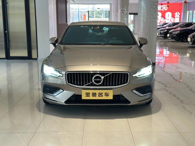 Volvo S60 2021 T4 Smart Luxury