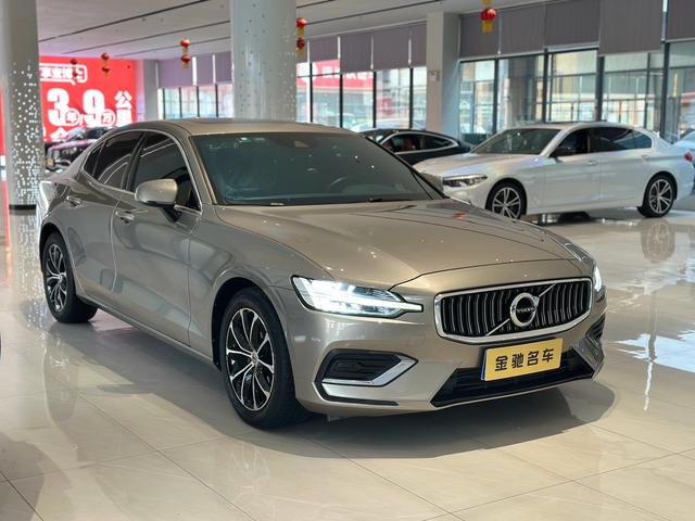 Volvo S60 2021 T4 Smart Luxury