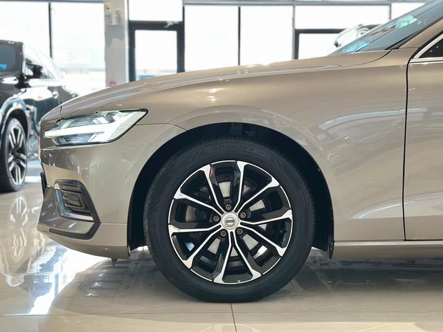 Volvo S60 2021 T4 Smart Luxury