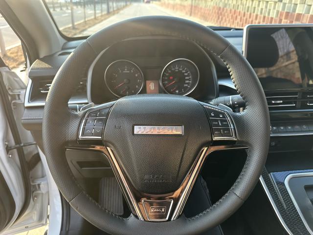 Haval M6 2021 PLUS 1.5T DCT Luxury Connected