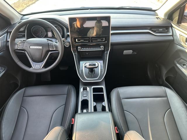Haval M6 2021 PLUS 1.5T DCT Luxury Connected