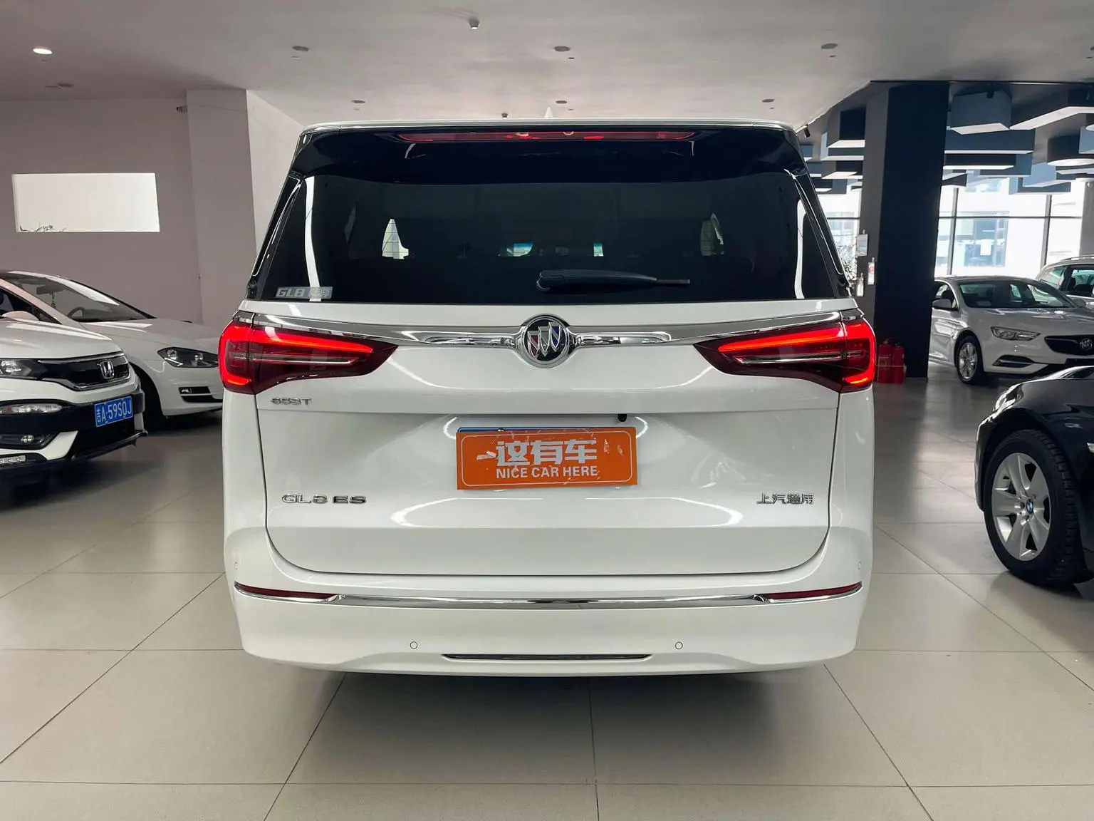 Buick GL8 2020 ES LuZun 653T Premium Plus