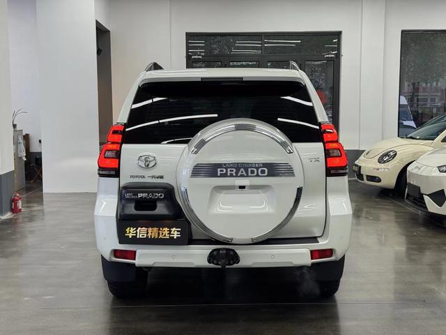 Toyota Prado 2018 3.5L Auto TX-L Rear spare tire