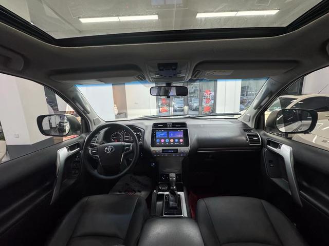 Toyota Prado 2018 3.5L Auto TX-L Rear spare tire