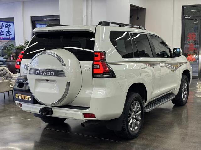 Toyota Prado 2018 3.5L Auto TX-L Rear spare tire