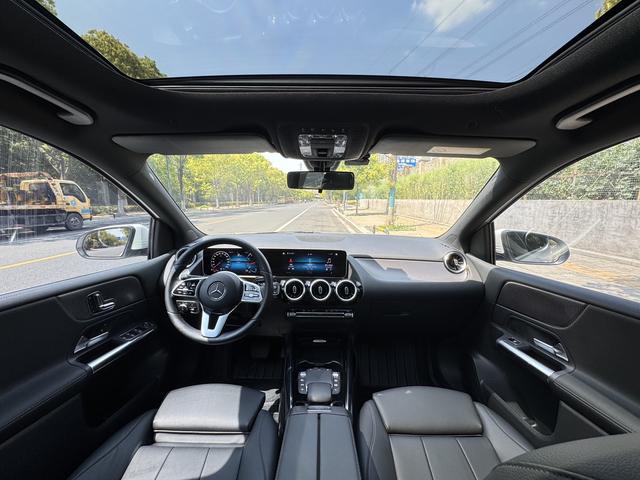 Mercedes-Benz B Class 2020 B 200 Fashion
