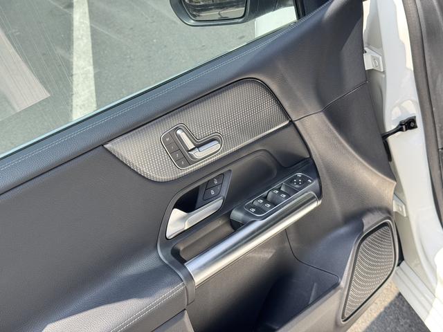 Mercedes-Benz B Class 2020 B 200 Fashion