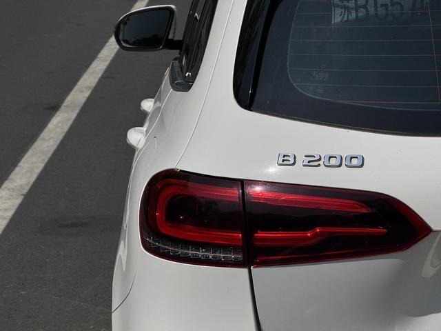 Mercedes-Benz B Class 2020 B 200 Fashion