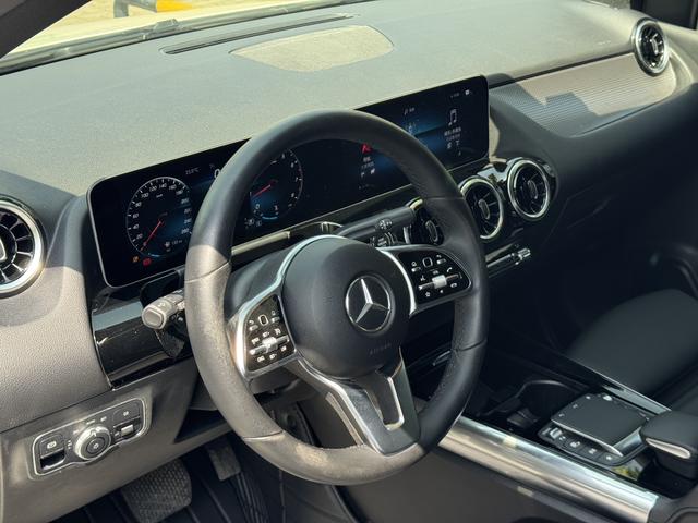 Mercedes-Benz B Class 2020 B 200 Fashion