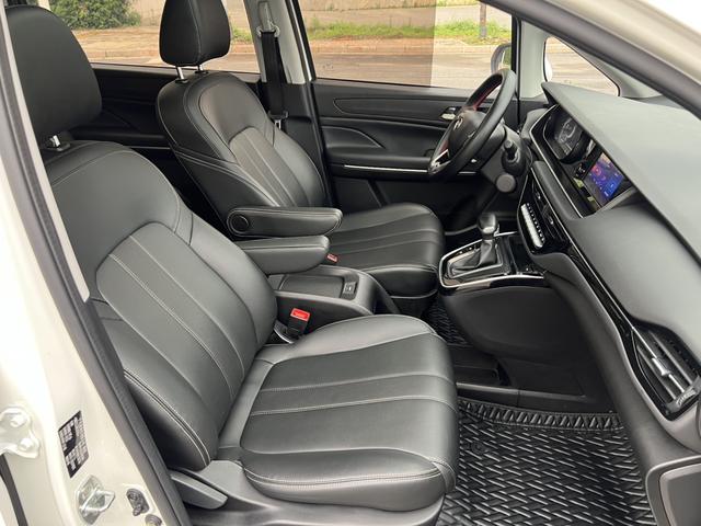 GAC Trumpchi Trumpchi M6 2021 270T Auto Luxury 7 seat