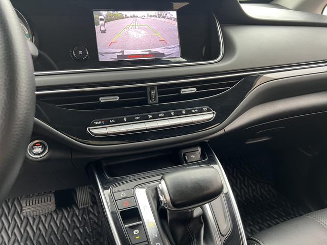 GAC Trumpchi Trumpchi M6 2021 270T Auto Luxury 7 seat