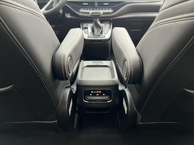 GAC Trumpchi Trumpchi M6 2021 270T Auto Luxury 7 seat