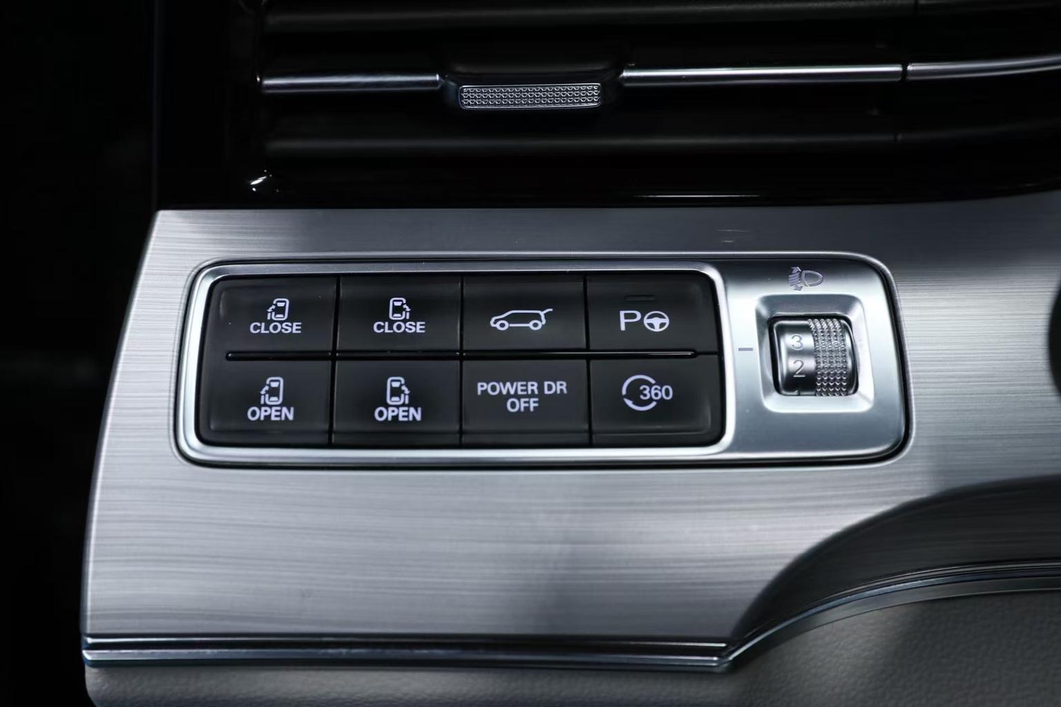 Roewe iMAX8 2021 400TGI Supreme Series Supreme