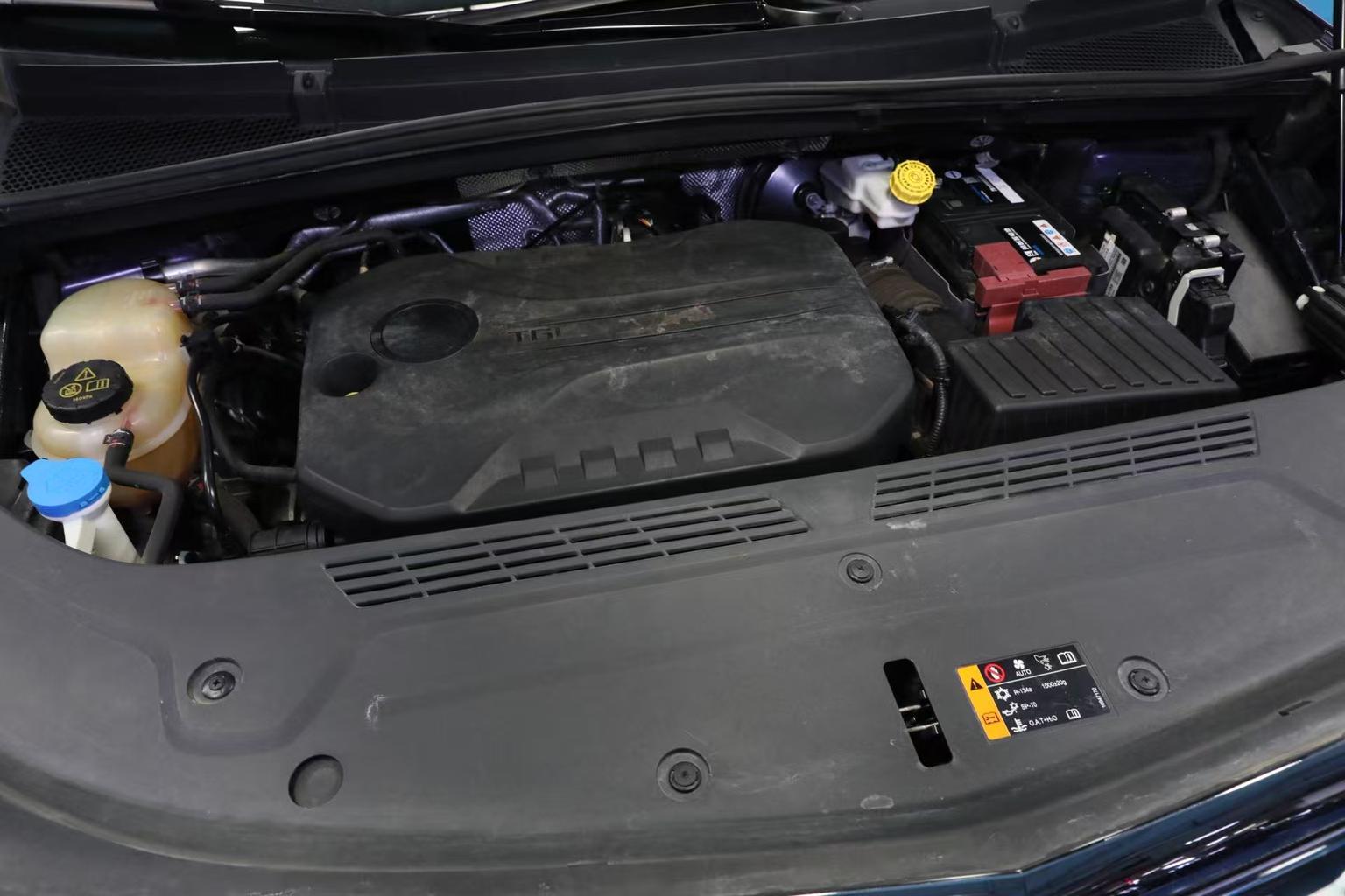 Roewe iMAX8 2021 400TGI Supreme Series Supreme