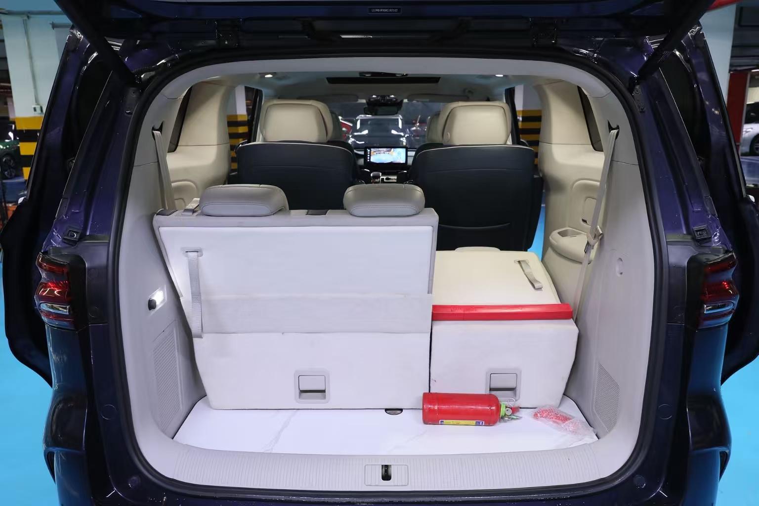 Roewe iMAX8 2021 400TGI Supreme Series Supreme