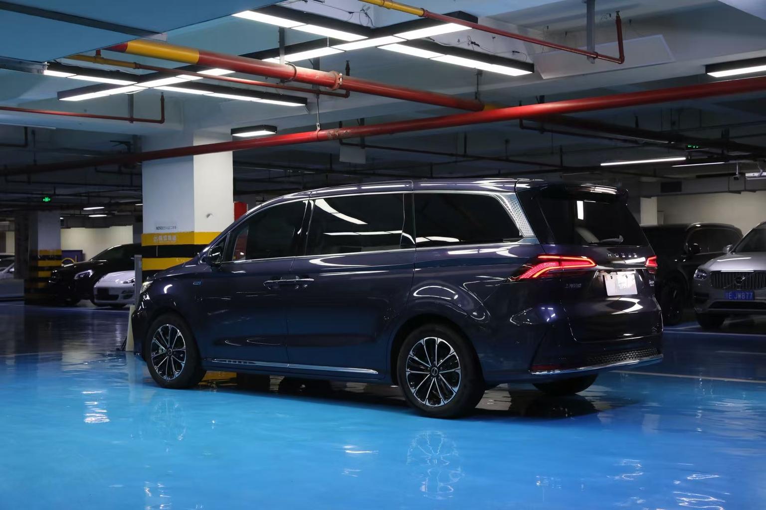 Roewe iMAX8 2021 400TGI Supreme Series Supreme
