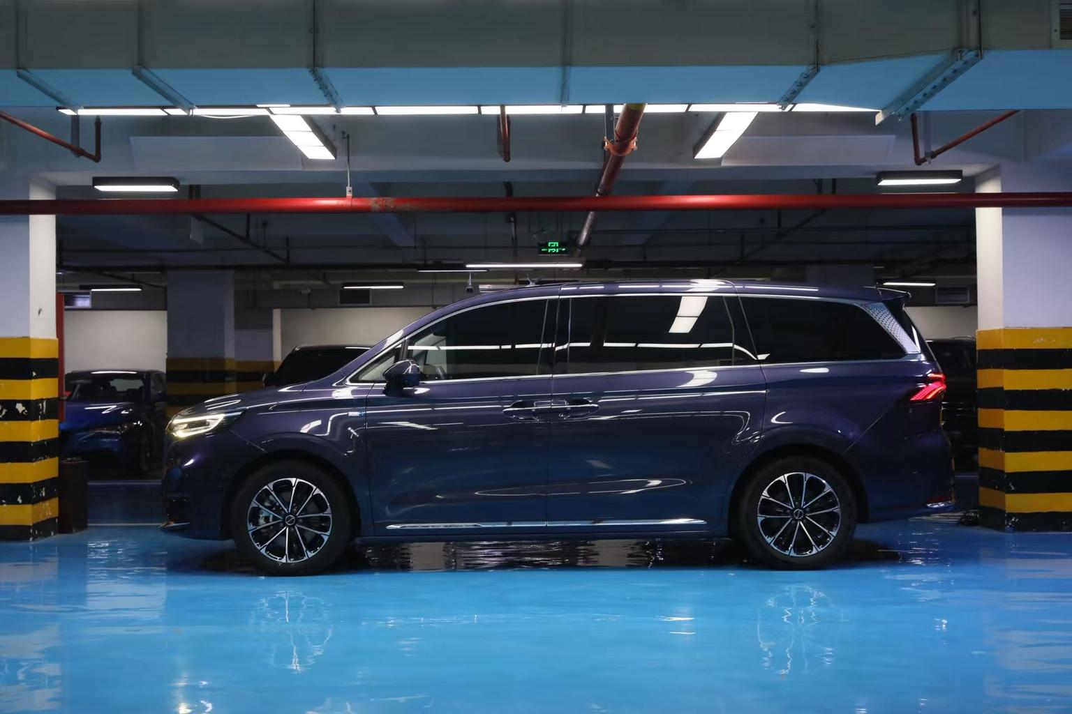 Roewe iMAX8 2021 400TGI Supreme Series Supreme