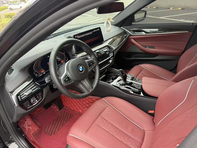BMW 5 Series 2021 525Li M Sport Package