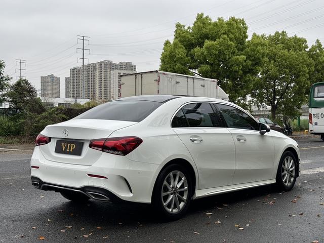 Mercedes-Benz A Class 2021 A 200 L Sport Sedan Dynamic