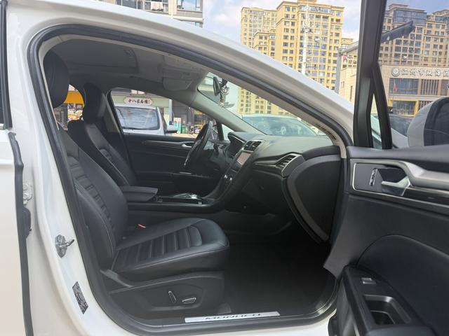 Ford Mondeo 2018 EcoBoost 200 Smart Fashion China V