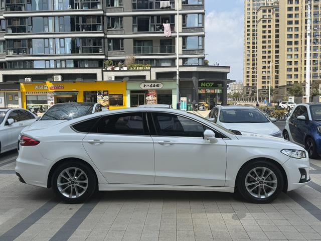 Ford Mondeo 2018 EcoBoost 200 Smart Fashion China V