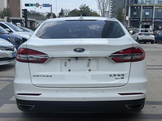 Ford Mondeo 2018 EcoBoost 200 Smart Fashion China V