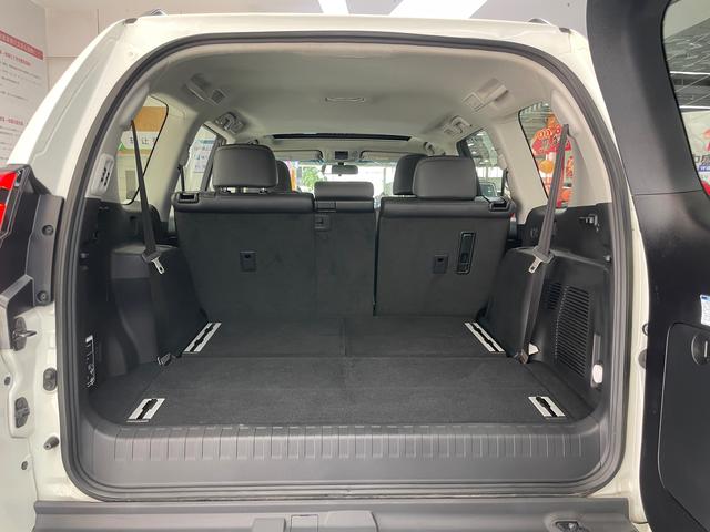 Toyota Prado 2019 3.5L Auto TX-L Premium Plus Rear Mounted Spare Tire