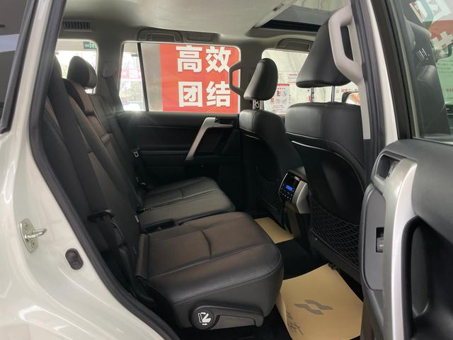 Toyota Prado 2019 3.5L Auto TX-L Premium Plus Rear Mounted Spare Tire