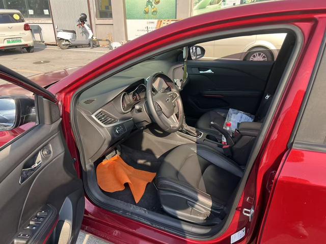 Chevrolet Cruze 2019 RS 330T Auto carefree