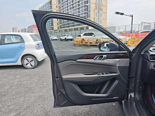 Lynk & Co 02 2019 1.5T DCT 2WD Shine China VI