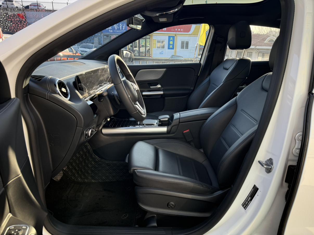 Mercedes-Benz GLA 2023 Facelift GLA 200