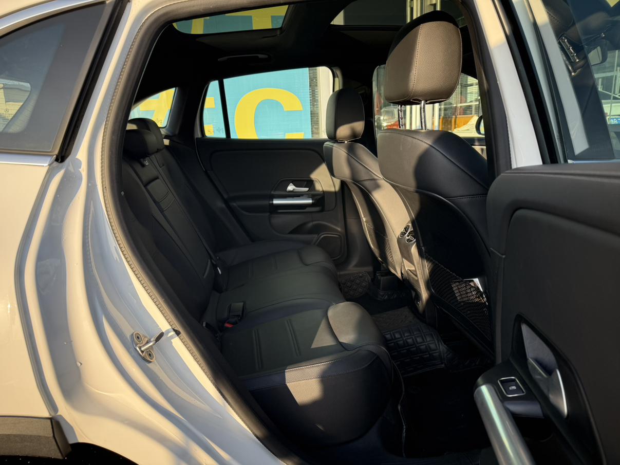 Mercedes-Benz GLA 2023 Facelift GLA 200