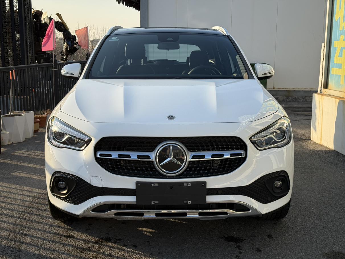 Mercedes-Benz GLA 2023 Facelift GLA 200