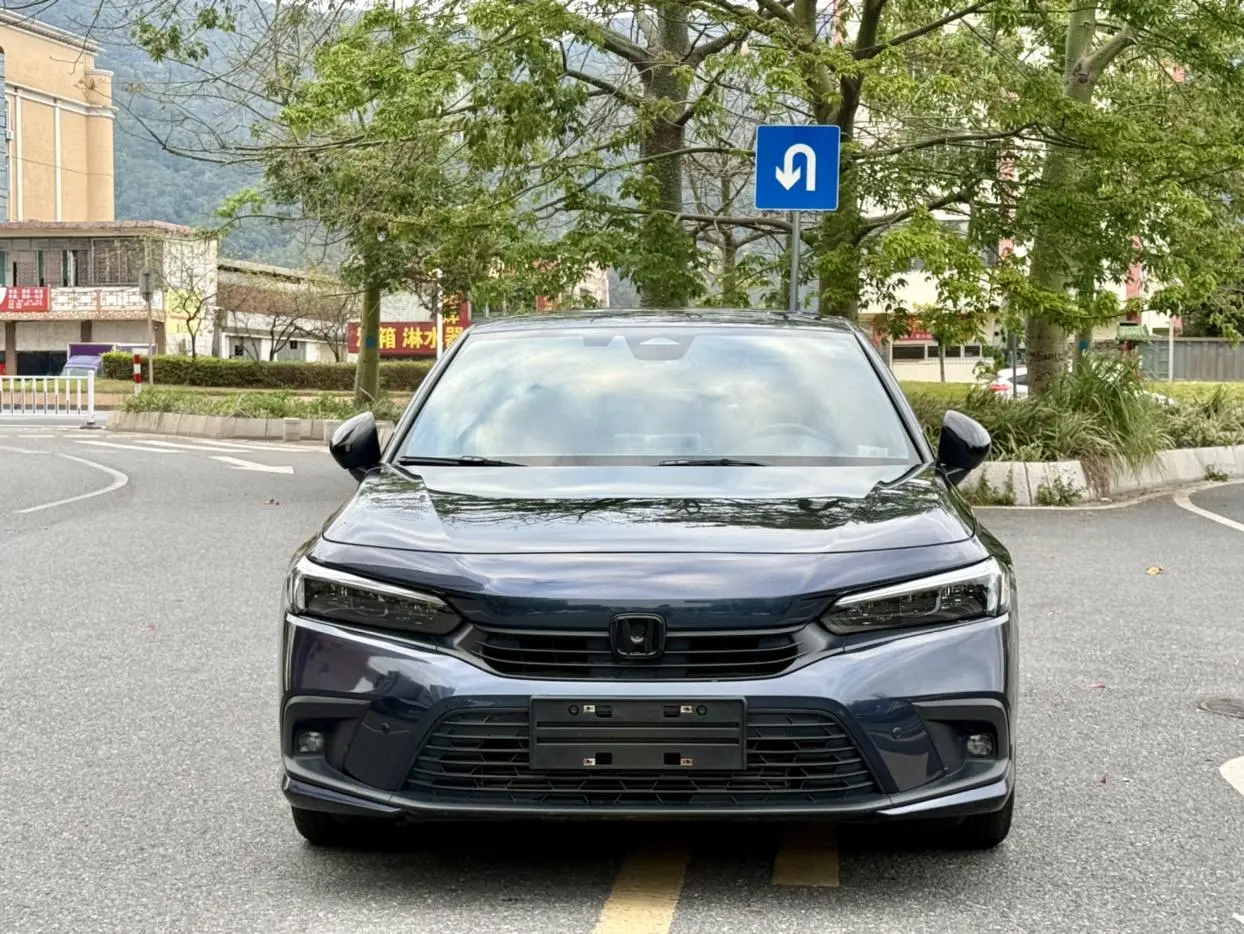 Honda Civic 2022 240TURBO CVT Dynamic