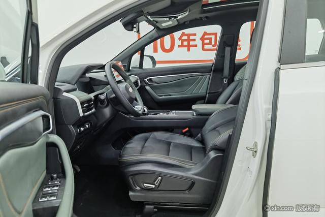Geely Haoyue L 2023 2.0TD DCT Premium