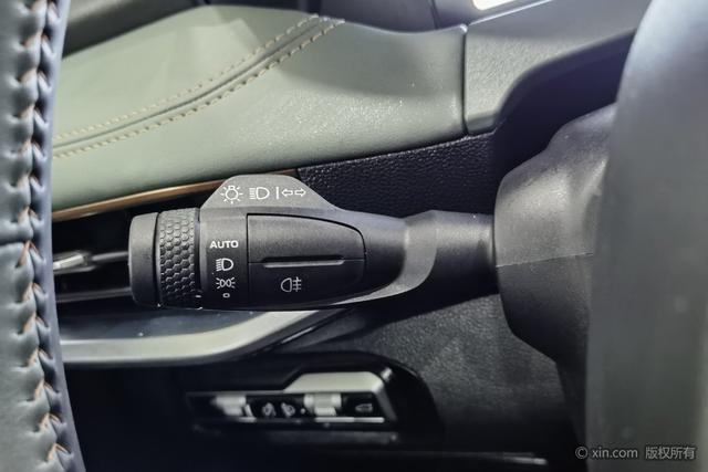 Geely Haoyue L 2023 2.0TD DCT Premium