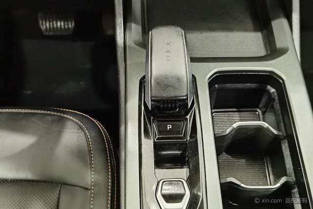Geely Haoyue L 2023 2.0TD DCT Premium