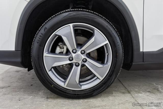 Geely Haoyue L 2023 2.0TD DCT Premium