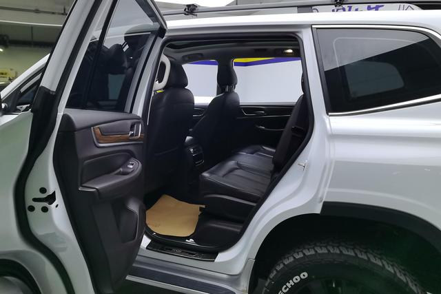 Roewe RX8 2018 30T Smart Connected net 2WD Flagship
