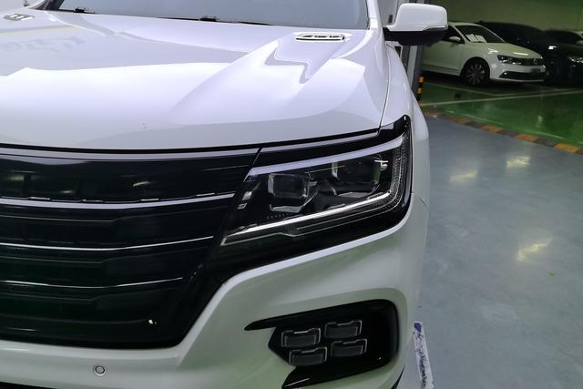 Roewe RX8 2018 30T Smart Connected net 2WD Flagship