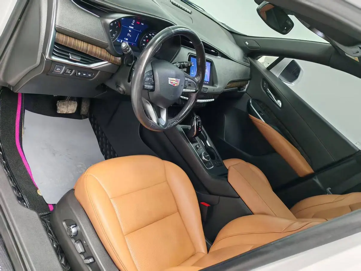 Cadillac XT4 2021 28T 4WD