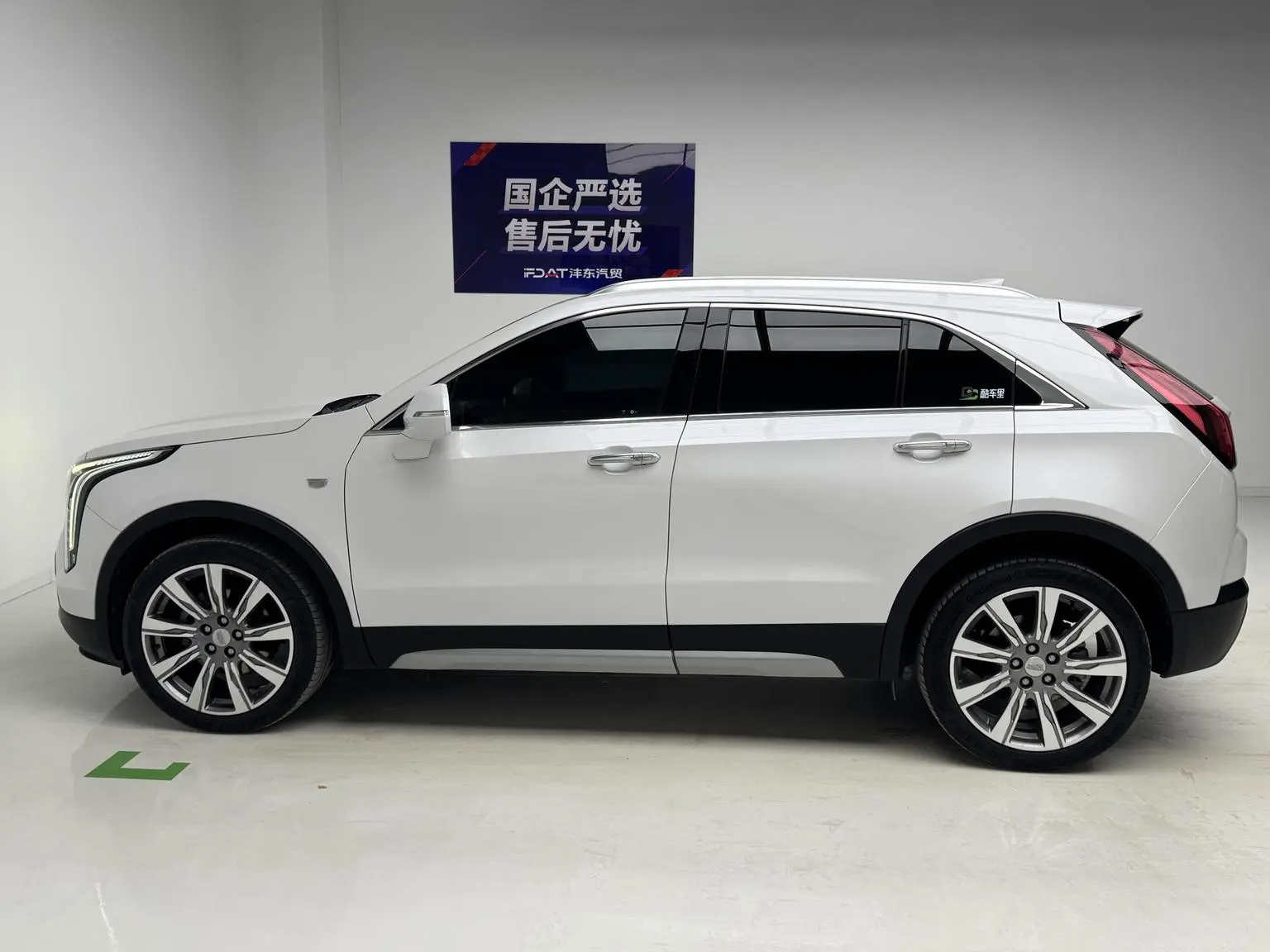 Cadillac XT4 2021 28T 4WD